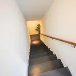 Superb 90m2 With Garden - Ks8a *