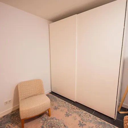 Apartment Superb 90m2 With Garden - Ks8a