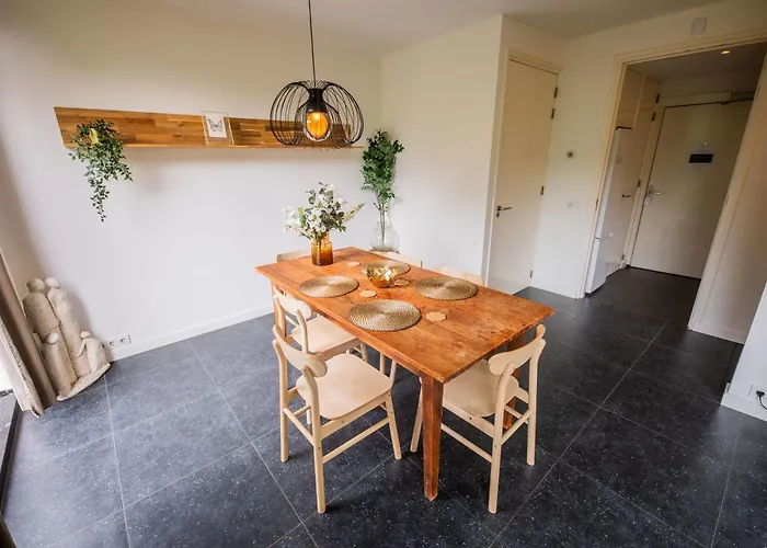 Superb 90m2 With Garden - Ks8a