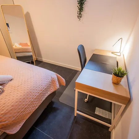 Superb 90m2 With Garden - Ks8a Appartement *