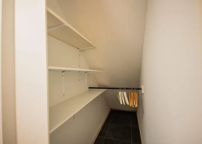 Superb 90m2 With Garden - Ks8a Apartmán