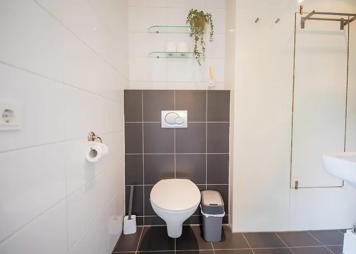 Superb 90m2 With Garden - Ks8a Apartmán