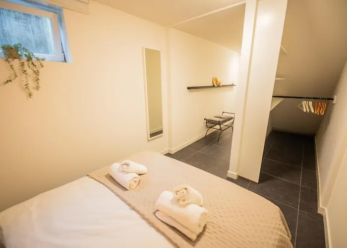 Apartman Superb 90m2 With Garden - Ks8a *