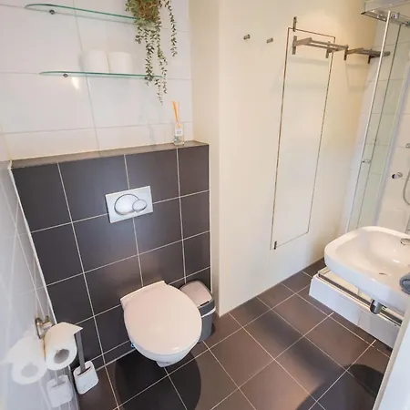 Superb 90m2 With Garden - Ks8a *