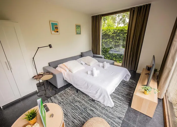 Apartman Superb 90m2 With Garden - Ks8a